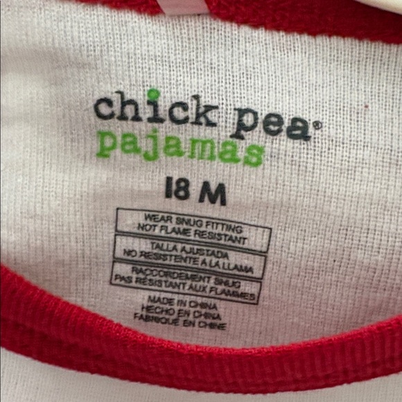 Chick pea Pajama Set Kids size 18 months Red and Gray Reindeer Pajama Set - Picture 4 of 9